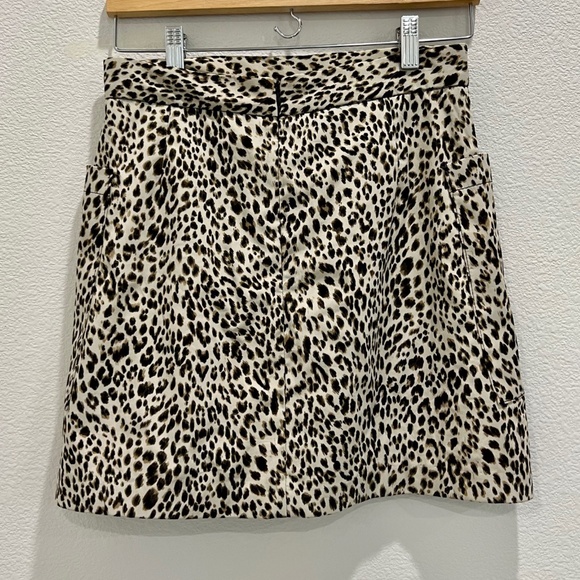 Leopard Print Mini Skirt with Pockets - Picture 3 of 4